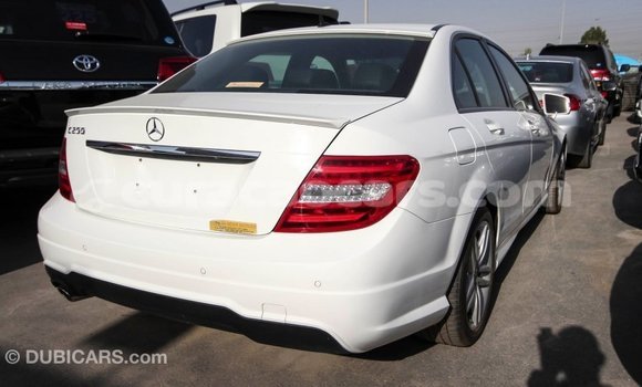 Buy Import Mercedes-Benz 200 White Car in Import - Dubai in Curacao Buy Import Mercedes-Benz 200 White Car in Import - Dubai in Curacao