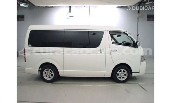Buy Import Toyota Regius White Car in Import - Dubai in Curacao Buy Import Toyota Regius White Car in Import - Dubai in Curacao