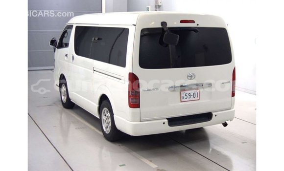 Buy Import Toyota Regius White Car in Import - Dubai in Curacao Buy Import Toyota Regius White Car in Import - Dubai in Curacao