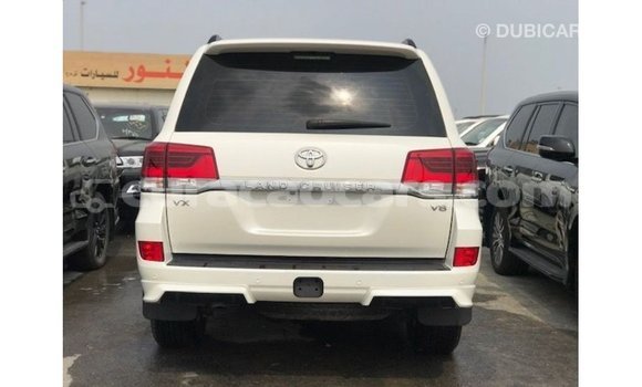 Buy Import Toyota Land Cruiser White Car in Import - Dubai in Curacao Buy Import Toyota Land Cruiser White Car in Import - Dubai in Curacao