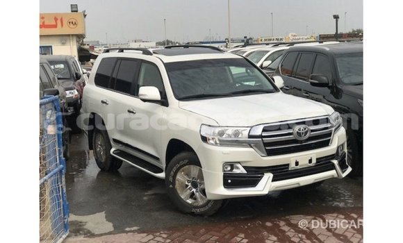 Buy Import Toyota Land Cruiser White Car in Import - Dubai in Curacao Buy Import Toyota Land Cruiser White Car in Import - Dubai in Curacao