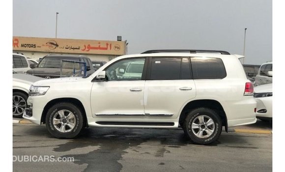 Buy Import Toyota Land Cruiser White Car in Import - Dubai in Curacao Buy Import Toyota Land Cruiser White Car in Import - Dubai in Curacao
