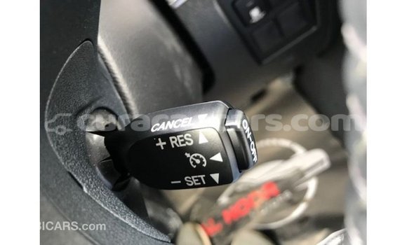 Buy Import Toyota Land Cruiser White Car in Import - Dubai in Curacao Buy Import Toyota Land Cruiser White Car in Import - Dubai in Curacao