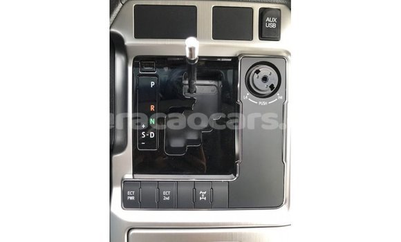 Buy Import Toyota Land Cruiser White Car in Import - Dubai in Curacao Buy Import Toyota Land Cruiser White Car in Import - Dubai in Curacao