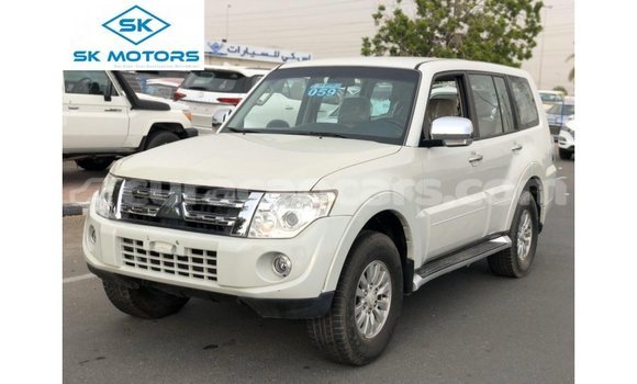 Buy Import Mitsubishi Pajero White Car in Import - Dubai in Curacao Buy Import Mitsubishi Pajero White Car in Import - Dubai in Curacao