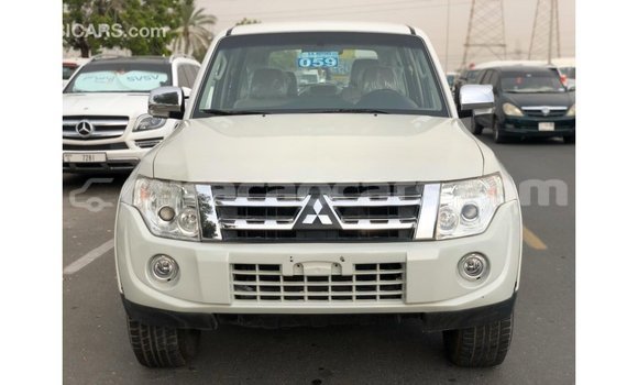 Buy Import Mitsubishi Pajero White Car in Import - Dubai in Curacao Buy Import Mitsubishi Pajero White Car in Import - Dubai in Curacao