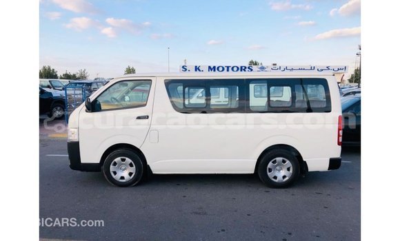 Buy Import Toyota Hiace White Car in Import - Dubai in Curacao Buy Import Toyota Hiace White Car in Import - Dubai in Curacao