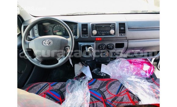 Buy Import Toyota Hiace White Car in Import - Dubai in Curacao Buy Import Toyota Hiace White Car in Import - Dubai in Curacao