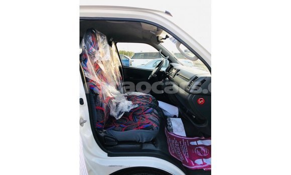 Buy Import Toyota Hiace White Car in Import - Dubai in Curacao Buy Import Toyota Hiace White Car in Import - Dubai in Curacao