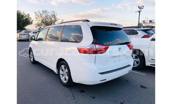 Buy Import Toyota Sienna White Car in Import - Dubai in Curacao Buy Import Toyota Sienna White Car in Import - Dubai in Curacao