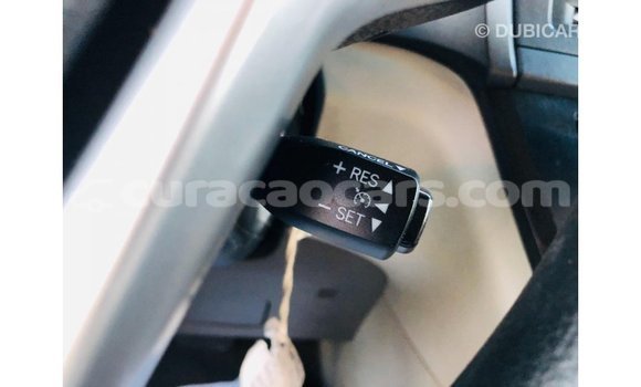 Buy Import Toyota Sienna White Car in Import - Dubai in Curacao Buy Import Toyota Sienna White Car in Import - Dubai in Curacao