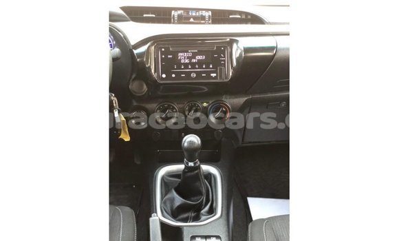 Buy Import Toyota Hilux White Car in Import - Dubai in Curacao Buy Import Toyota Hilux White Car in Import - Dubai in Curacao