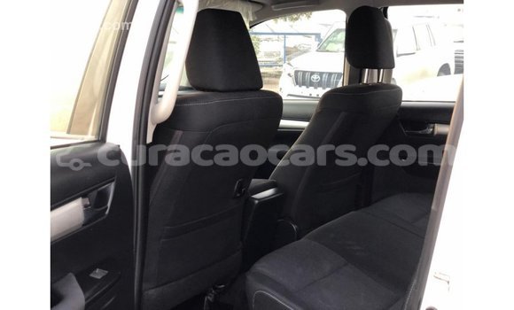 Buy Import Toyota Hilux White Car in Import - Dubai in Curacao Buy Import Toyota Hilux White Car in Import - Dubai in Curacao