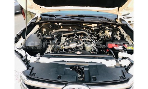 Buy Import Toyota Hilux White Car in Import - Dubai in Curacao Buy Import Toyota Hilux White Car in Import - Dubai in Curacao