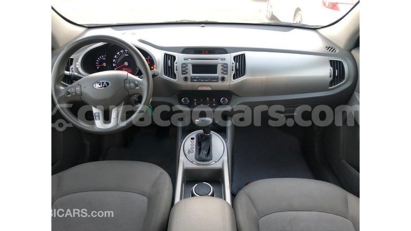 Big with watermark kia sportage curacao import dubai 3421