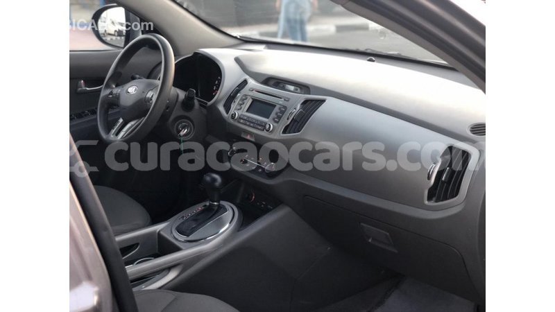 Big with watermark kia sportage curacao import dubai 3421