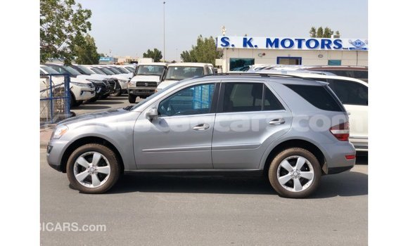 Buy Import Mercedes-Benz 190 (W201) Other Car in Import - Dubai in Curacao Buy Import Mercedes-Benz 190 (W201) Other Car in Import - Dubai in Curacao
