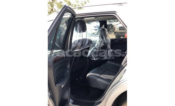 Buy Import Mercedes-Benz 190 (W201) Other Car in Import - Dubai in Curacao Buy Import Mercedes-Benz 190 (W201) Other Car in Import - Dubai in Curacao