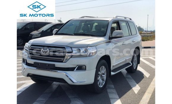 Buy Import Toyota Land Cruiser White Car in Import - Dubai in Curacao Buy Import Toyota Land Cruiser White Car in Import - Dubai in Curacao
