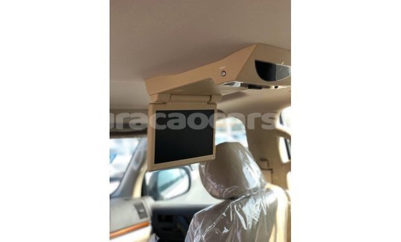 Buy Import Toyota Land Cruiser White Car in Import - Dubai in Curacao Buy Import Toyota Land Cruiser White Car in Import - Dubai in Curacao