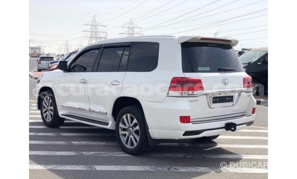 Buy Import Toyota Land Cruiser White Car in Import - Dubai in Curacao Buy Import Toyota Land Cruiser White Car in Import - Dubai in Curacao