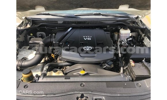 Buy Import Toyota Land Cruiser White Car in Import - Dubai in Curacao Buy Import Toyota Land Cruiser White Car in Import - Dubai in Curacao
