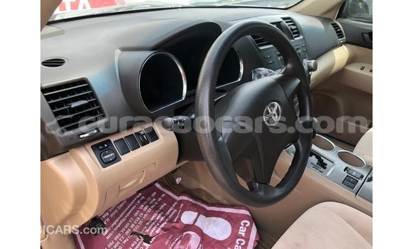 Buy Import Toyota Highlander Blue Car in Import - Dubai in Curacao Buy Import Toyota Highlander Blue Car in Import - Dubai in Curacao