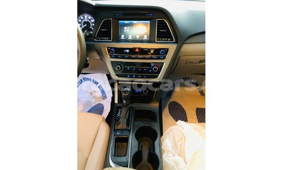 Buy Import Hyundai Sonata Red Car in Import - Dubai in Curacao Buy Import Hyundai Sonata Red Car in Import - Dubai in Curacao