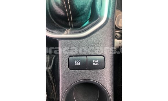 Buy Import Toyota Hilux White Car in Import - Dubai in Curacao Buy Import Toyota Hilux White Car in Import - Dubai in Curacao