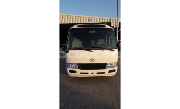 Buy Import Toyota Coaster White Car in Import - Dubai in Curacao
