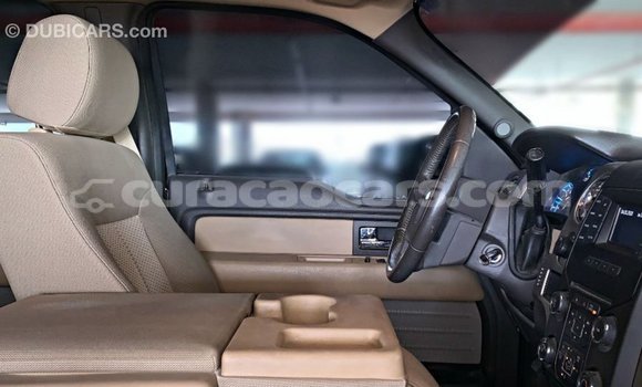 Buy Import Ford Club Wagon Brown Car in Import - Dubai in Curacao Buy Import Ford Club Wagon Brown Car in Import - Dubai in Curacao