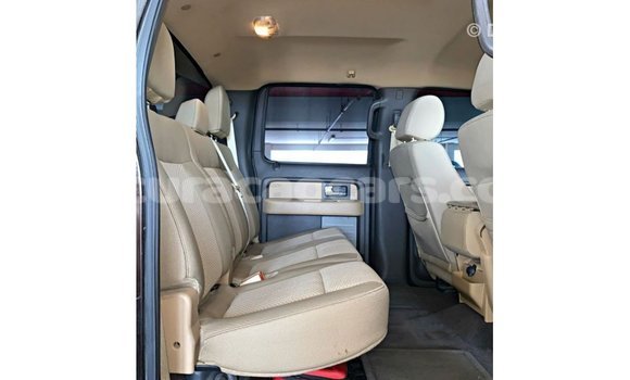 Buy Import Ford Club Wagon Brown Car in Import - Dubai in Curacao Buy Import Ford Club Wagon Brown Car in Import - Dubai in Curacao