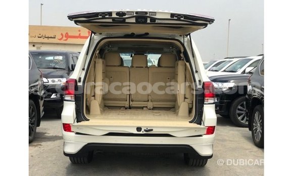 Buy Import Toyota Land Cruiser White Car in Import - Dubai in Curacao Buy Import Toyota Land Cruiser White Car in Import - Dubai in Curacao