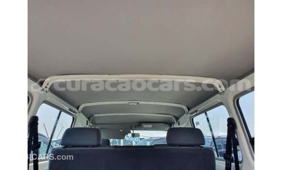 Buy Import Toyota Land Cruiser White Car in Import - Dubai in Curacao Buy Import Toyota Land Cruiser White Car in Import - Dubai in Curacao