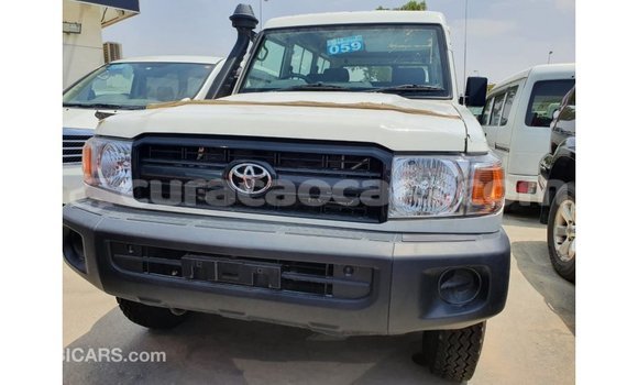 Buy Import Toyota Land Cruiser White Car in Import - Dubai in Curacao Buy Import Toyota Land Cruiser White Car in Import - Dubai in Curacao