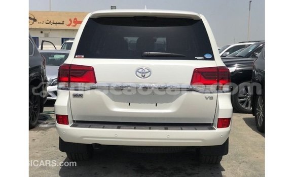 Buy Import Toyota Land Cruiser White Car in Import - Dubai in Curacao Buy Import Toyota Land Cruiser White Car in Import - Dubai in Curacao