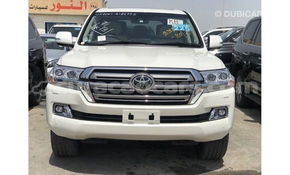 Buy Import Toyota Land Cruiser White Car in Import - Dubai in Curacao Buy Import Toyota Land Cruiser White Car in Import - Dubai in Curacao