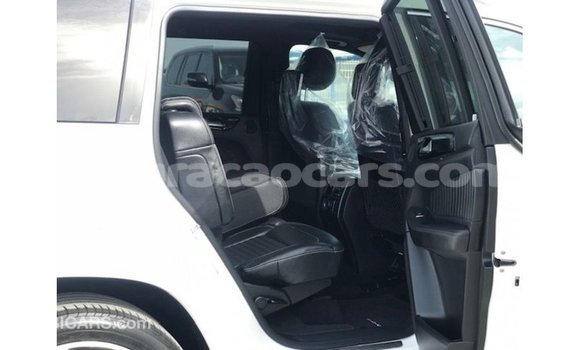 Buy Import Mercedes-Benz 190 (W201) White Car in Import - Dubai in Curacao Buy Import Mercedes-Benz 190 (W201) White Car in Import - Dubai in Curacao