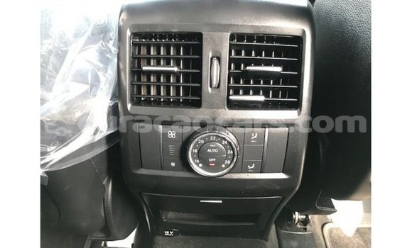 Buy Import Mercedes-Benz 190 (W201) White Car in Import - Dubai in Curacao Buy Import Mercedes-Benz 190 (W201) White Car in Import - Dubai in Curacao