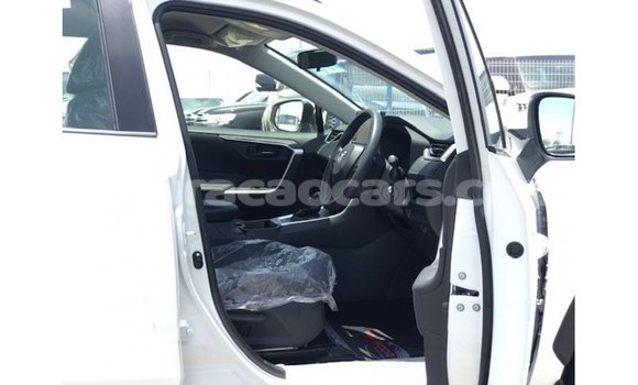 Buy Import Toyota 4Runner White Car in Import - Dubai in Curacao Buy Import Toyota 4Runner White Car in Import - Dubai in Curacao