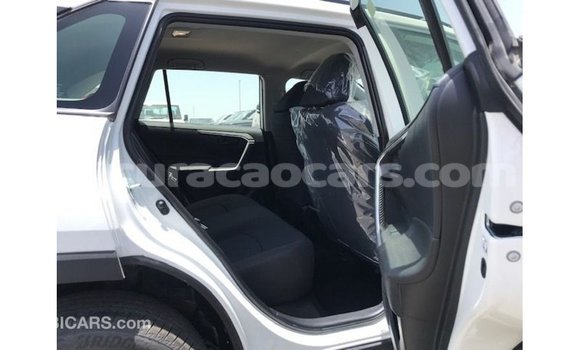 Buy Import Toyota 4Runner White Car in Import - Dubai in Curacao Buy Import Toyota 4Runner White Car in Import - Dubai in Curacao