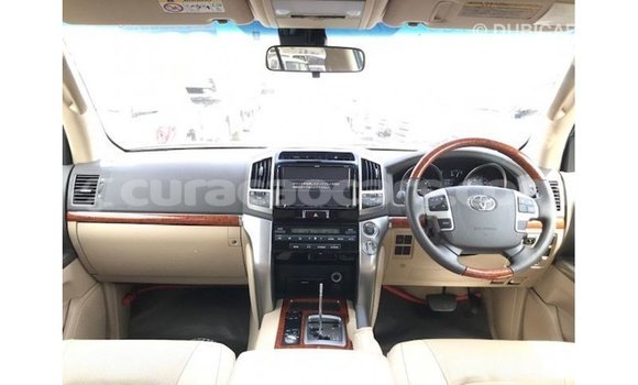 Buy Import Toyota Land Cruiser Red Car in Import - Dubai in Curacao Buy Import Toyota Land Cruiser Red Car in Import - Dubai in Curacao