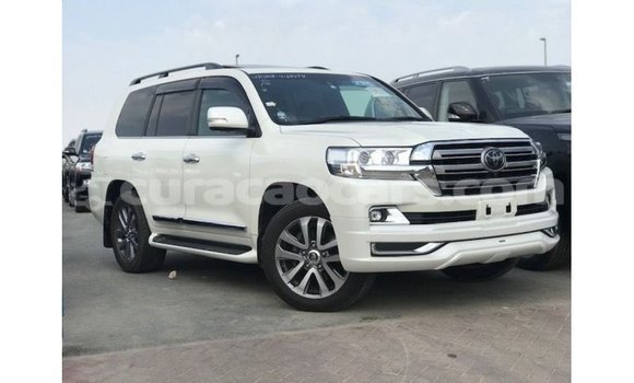 Buy Import Toyota Land Cruiser White Car in Import - Dubai in Curacao Buy Import Toyota Land Cruiser White Car in Import - Dubai in Curacao