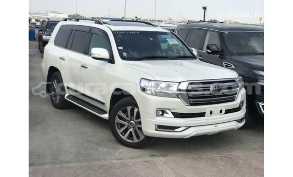 Buy Import Toyota Land Cruiser White Car in Import - Dubai in Curacao Buy Import Toyota Land Cruiser White Car in Import - Dubai in Curacao