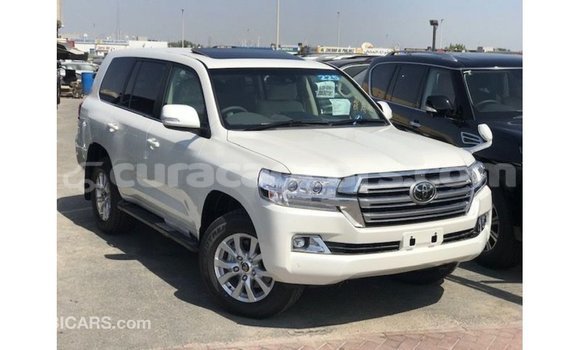 Buy Import Toyota Land Cruiser White Car in Import - Dubai in Curacao Buy Import Toyota Land Cruiser White Car in Import - Dubai in Curacao