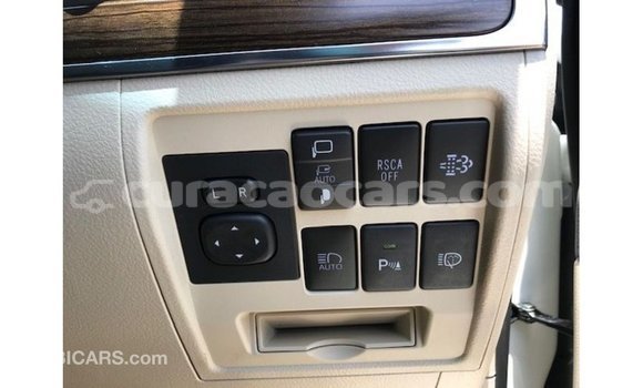 Buy Import Toyota Land Cruiser White Car in Import - Dubai in Curacao Buy Import Toyota Land Cruiser White Car in Import - Dubai in Curacao