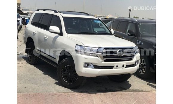 Buy Import Toyota Land Cruiser White Car in Import - Dubai in Curacao Buy Import Toyota Land Cruiser White Car in Import - Dubai in Curacao