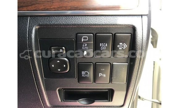 Buy Import Toyota Land Cruiser White Car in Import - Dubai in Curacao Buy Import Toyota Land Cruiser White Car in Import - Dubai in Curacao
