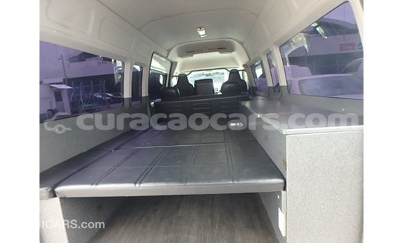Buy Import Toyota Hiace White Car in Import - Dubai in Curacao Buy Import Toyota Hiace White Car in Import - Dubai in Curacao
