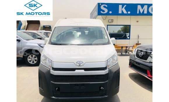Buy Import Toyota Hiace White Car in Import - Dubai in Curacao Buy Import Toyota Hiace White Car in Import - Dubai in Curacao